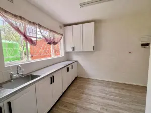 Flat/Apartment to Rent in Emerald Hill