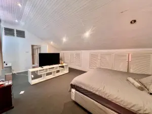 Flat/Apartment to Rent in Avondale