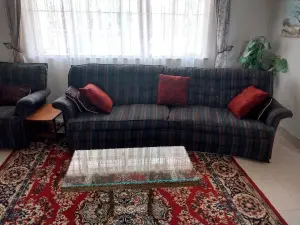 3 Bedroom House to Rent in Waterfalls