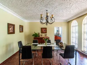 4 Bedroom House to Rent in Borrowdale