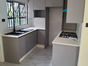 3 Bedroom Cottage/Garden Flat to Rent in Alexandra Park