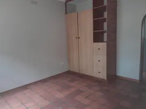 4 Bedroom House to Rent in Borrowdale