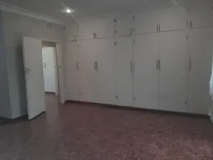 4 Bedroom House to Rent in Borrowdale