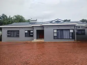 Townhouse/Cluster to Rent in Mandara