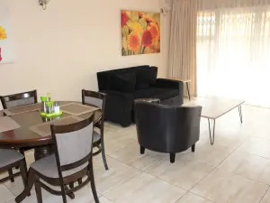 Flat/Apartment to Rent in Avondale West