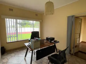 Office to Rent in Alexandra Park