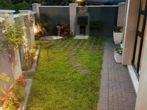 Townhouse/Cluster to Rent in Newlands