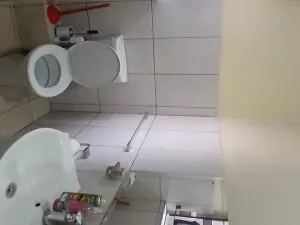 Townhouse/Cluster to Rent in Newlands