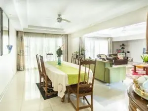 7 Bedroom House to Rent in Chisipite