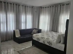 4 Bedroom House to Rent in Shawasha Hills