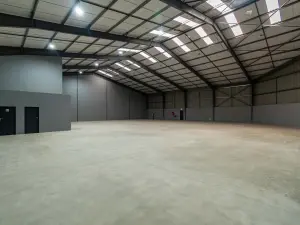 Warehouse/Industrial to Rent in Hatfield