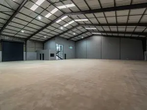 Warehouse/Industrial to Rent in Hatfield
