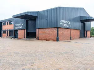 Warehouse/Industrial to Rent in Hatfield