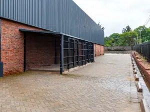 Warehouse/Industrial to Rent in Hatfield