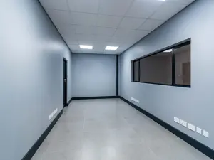 Warehouse/Industrial to Rent in Hatfield