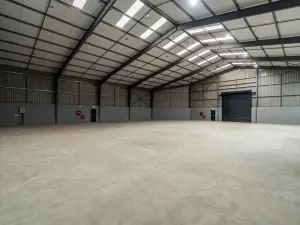 Warehouse/Industrial to Rent in Hatfield