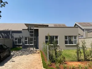 Townhouse/Cluster to Rent in Mount Pleasant