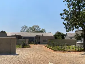 Townhouse/Cluster to Rent in Mount Pleasant