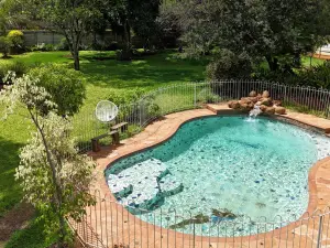 4 Bedroom House to Rent in Marlborough