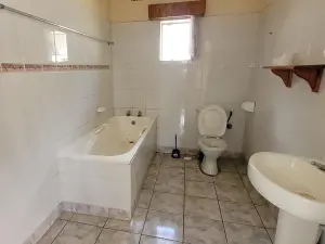 4 Bedroom House to Rent in Marlborough