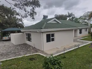 4 Bedroom House to Rent in Borrowdale Brooke