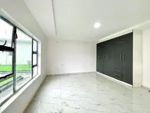 Townhouse/Cluster to Rent in Arlington