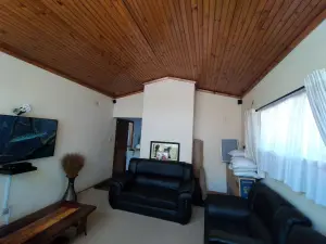 3 Bedroom House to Rent in Avondale West