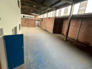 Warehouse/Industrial to Rent