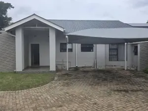 Flat/Apartment to Rent in Newlands