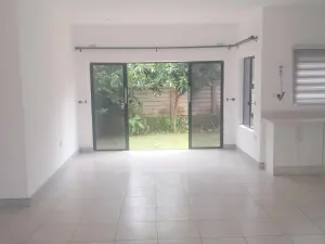 2 Bedroom Cottage/Garden Flat to Rent in Mandara