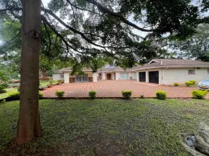 5 Bedroom House to Rent in Pomona