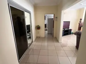 5 Bedroom House to Rent in Pomona