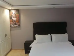 4 Bedroom House to Rent in Highlands