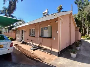 1 Bedroom Cottage/Garden Flat to Rent in Greendale North