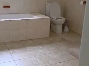 2 Bedroom Cottage/Garden Flat to Rent in Glen Lorne