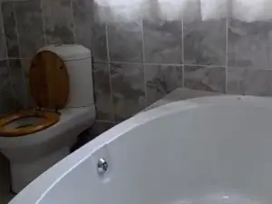 2 Bedroom Cottage/Garden Flat to Rent in Glen Lorne