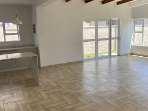 Townhouse/Cluster to Rent in Mount Pleasant