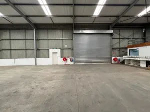 Warehouse/Industrial to Rent in Pomona