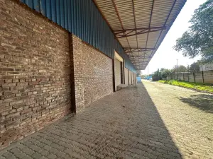 Warehouse/Industrial to Rent in Lochinvar