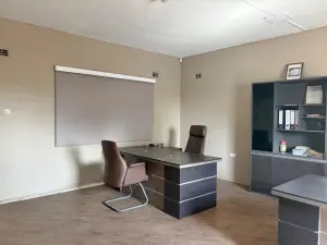 Warehouse/Industrial to Rent in Lochinvar