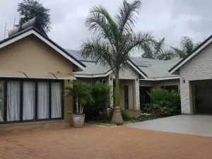 4 Bedroom House to Rent in Mount Pleasant Heights