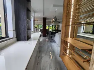 4 Bedroom House to Rent in Mount Pleasant Heights