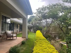 5 Bedroom House to Rent in Borrowdale Brooke