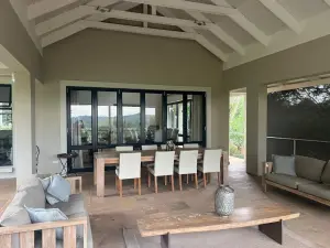 5 Bedroom House to Rent in Borrowdale Brooke