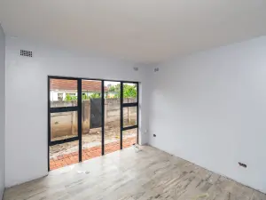 Flat/Apartment to Rent in Sunridge