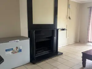 3 Bedroom Cottage/Garden Flat to Rent in Prospect