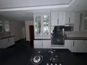 4 Bedroom House to Rent in Highlands