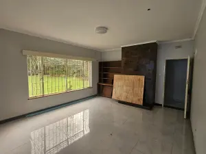 4 Bedroom House to Rent in Northwood