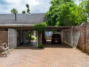 House to Rent in Alexandra Park