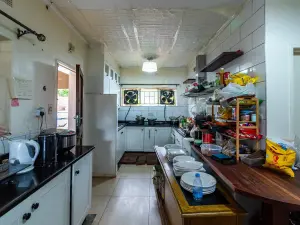 House to Rent in Alexandra Park